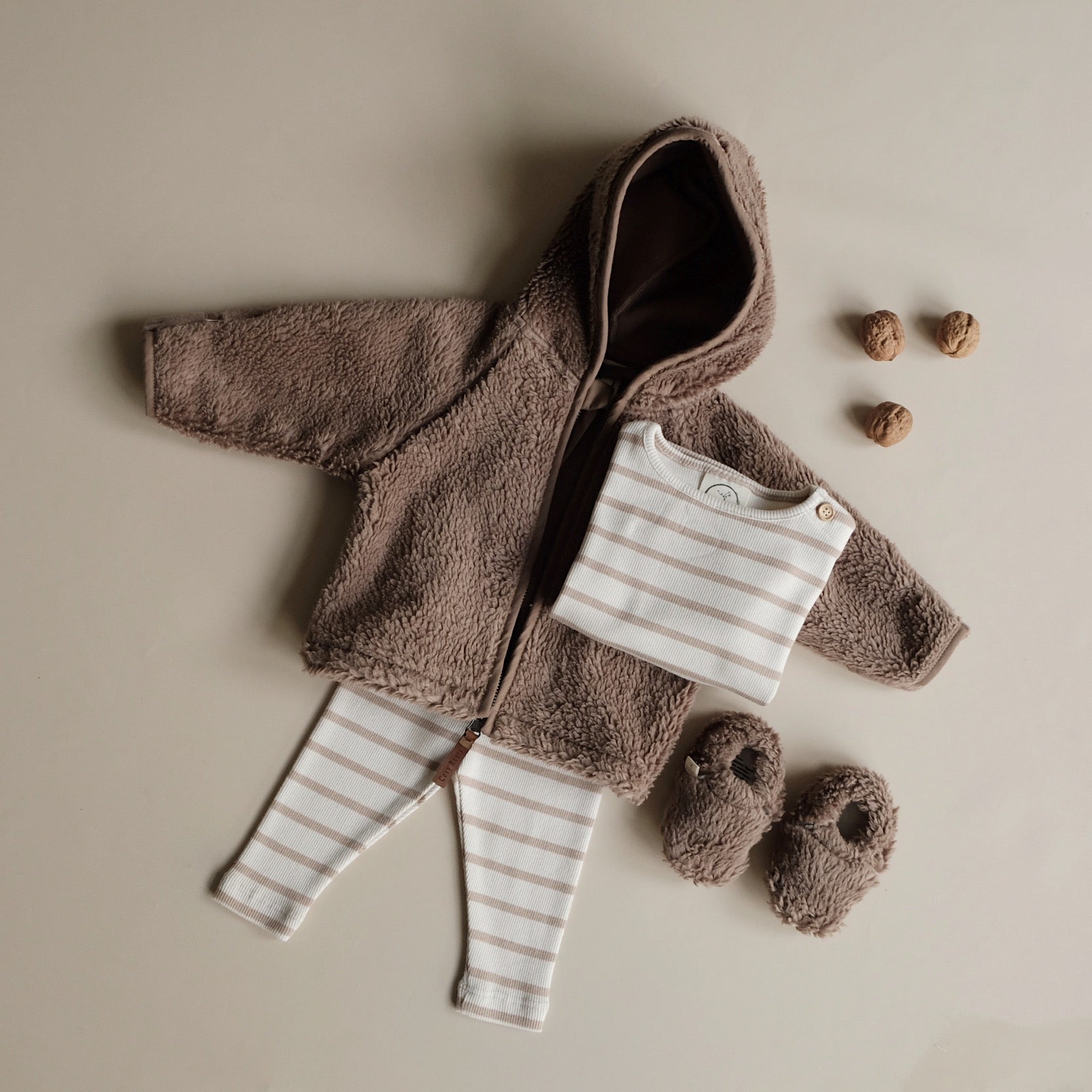 Organic Teddy Shoes - Mocha