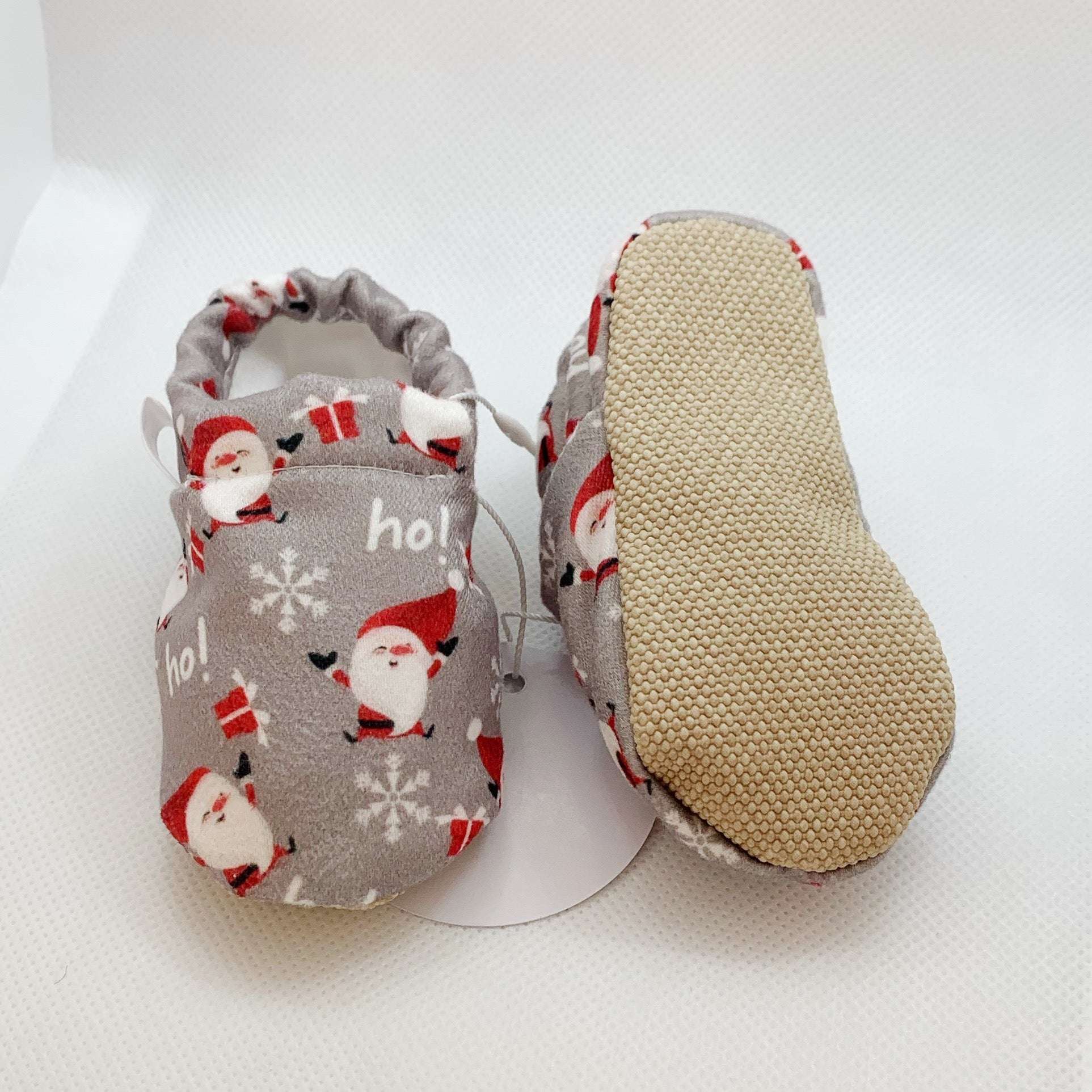 Vegane Babyschuhe und Kinderschuhe, rutschfest, waschbar, ohne Schadstoffe, samtweich, aus Baumwolle. Fast wie barfuß mit dem Schutz aus samtweicher Baumwolle